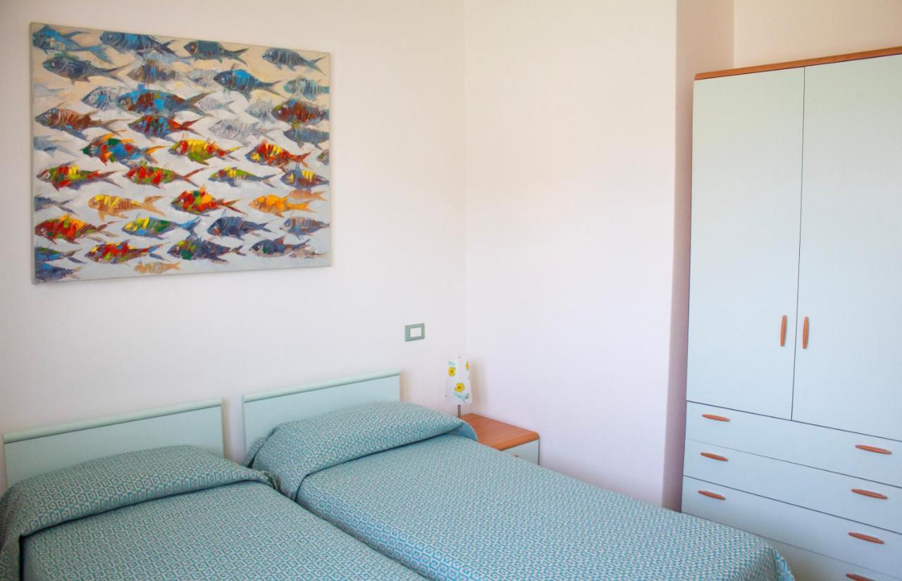 Hotel Hiki 3 Superior Bibione Exterior foto